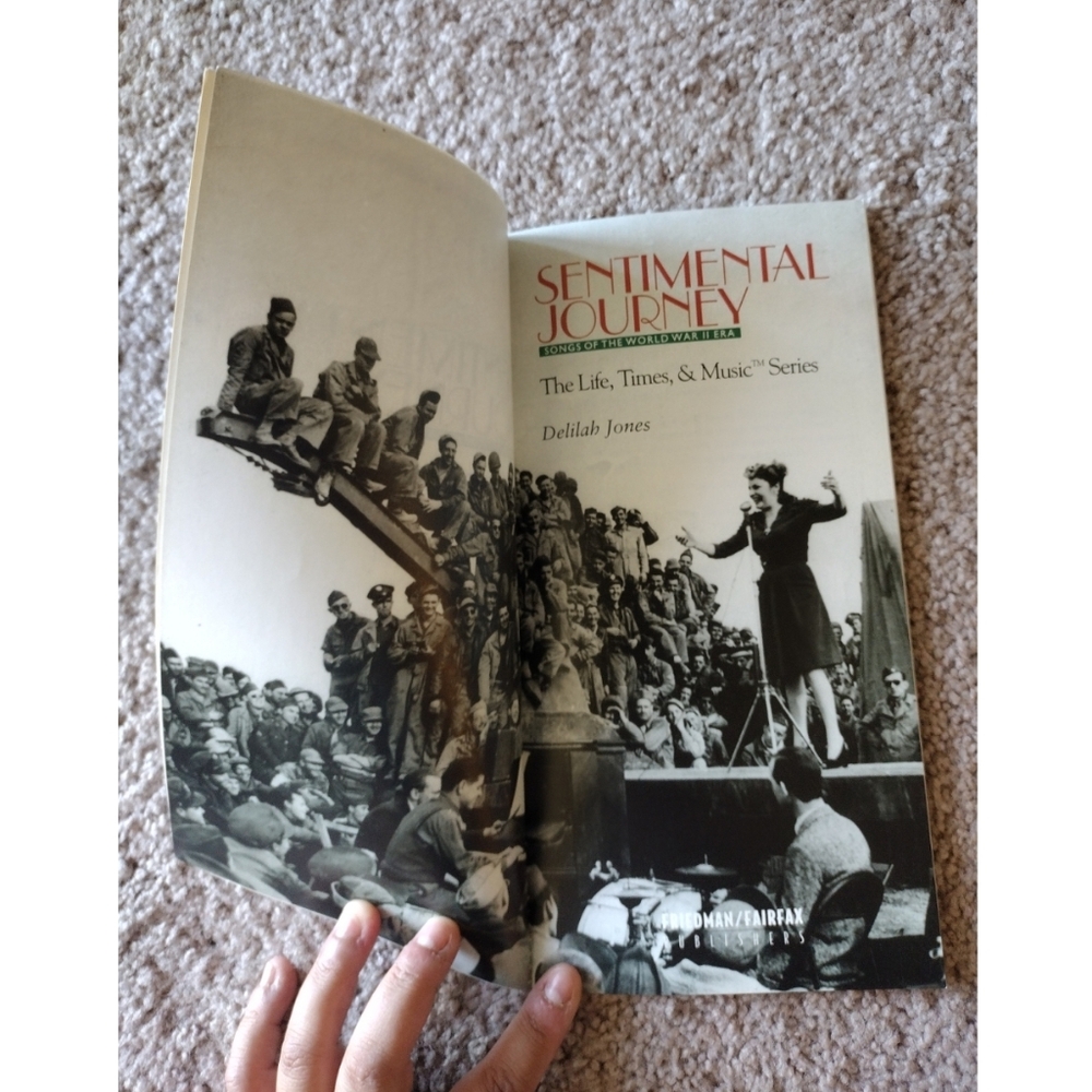 Sentimental Journey Songs Of WW2 Era Book - Picture 4 of 7